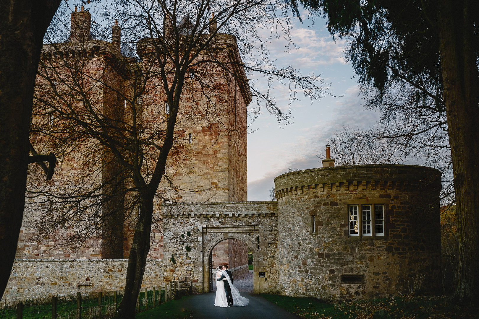 Borthwick castle wedding photogrpaher